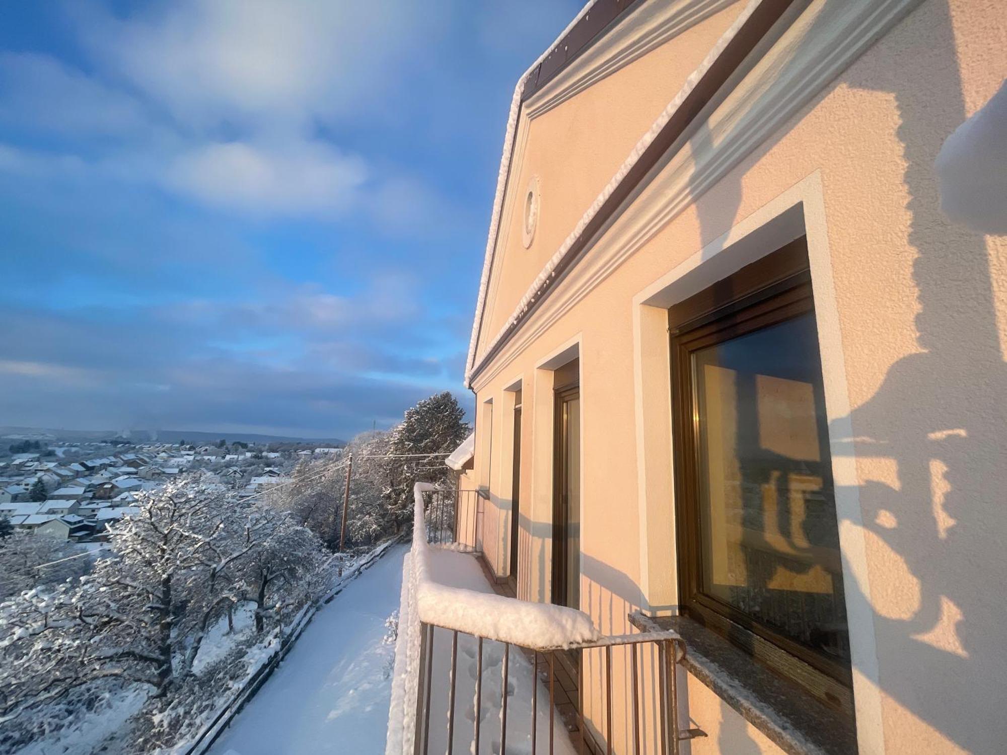 Villa Ueberblick Nalbach Exterior photo